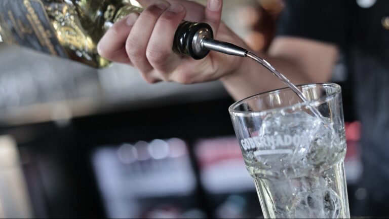 Pisco chileno es escogido como el mejor del mundo en el London Spirits Competition de 2025