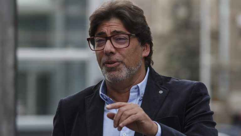 Lautaro Carmona abre la posibilidad de que Daniel Jadue participe en las elecciones parlamentarias