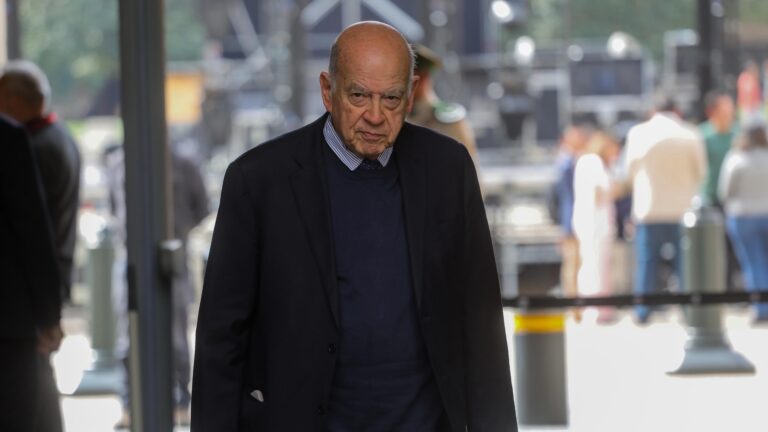 Insulza sobre Evelyn Matthei en la carrera presidencial: “Ha estado mal asesorada y cambia con frecuencia sus ideas”