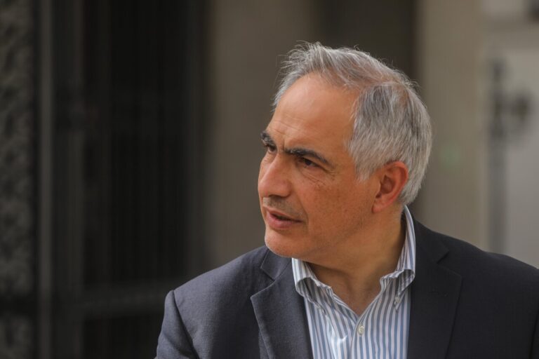 Tras renunciar a RN: El obstáculo que podría enfrentar (e impedir) una eventual candidatura presidencial de Chahuán