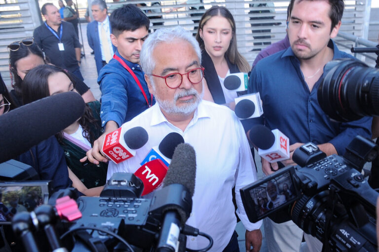 Crisis judicial y económica: Hermosilla perderá exclusiva propiedad en Santiago tras demanda de banco por millonaria deuda