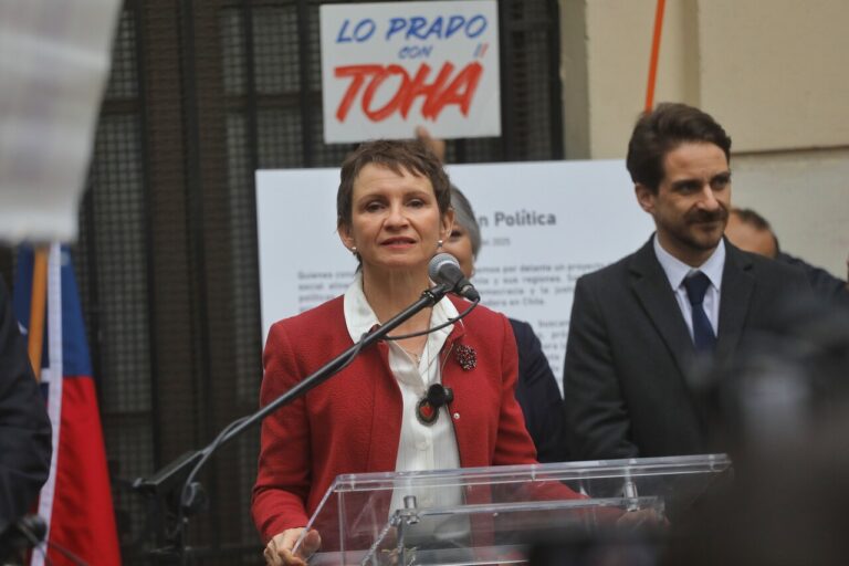 Carolina Tohá tras inscripción de primarias oficialistas: “Los mejores años de Chile han sido bajo gobiernos progresistas”