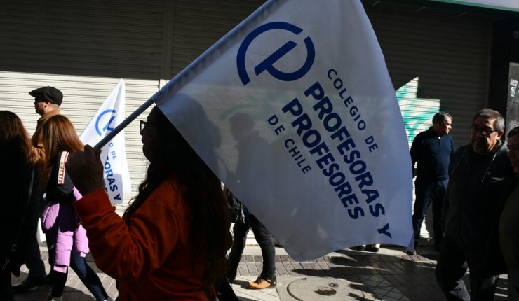 Pone a los niños 
