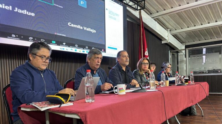 Comité Central del PC aborda definición de programa y eventual candidatura presidencial