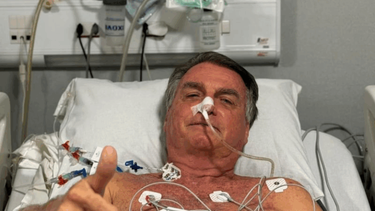 Permanece en cuidados intensivos: Informan que estado de salud de Jair Bolsonaro ha empeorado tras cirugía abdominal