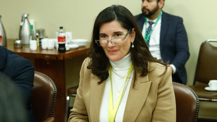 Fue llamada a retiro tras Caso Monsalve: PDI contrata como asesora a exjefa de Inteligencia, Cristina Vilches