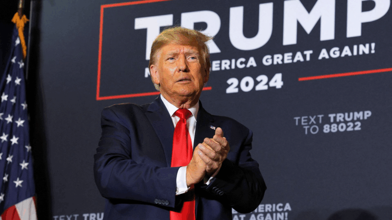 Tras registrar peor trimestre desde 2022: Economía de EE.UU. se acerca a la recesión tras abruptos cambios de política de Trump
