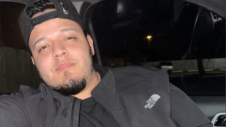 Ordenan al gobierno de Estados Unidos devolver a hombre deportado por error a El Salvador