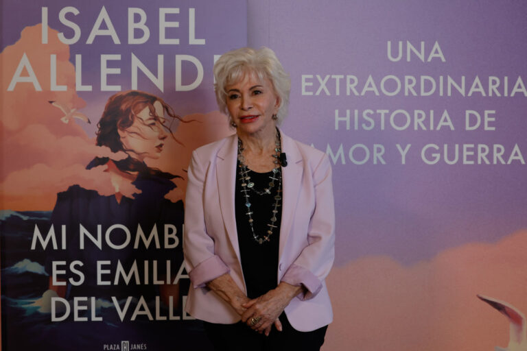 Isabel Allende confiesa que si las cosas empeoran dejará Estados Unidos: “No quiero vivir en dictadura, por eso me fui de Chile”