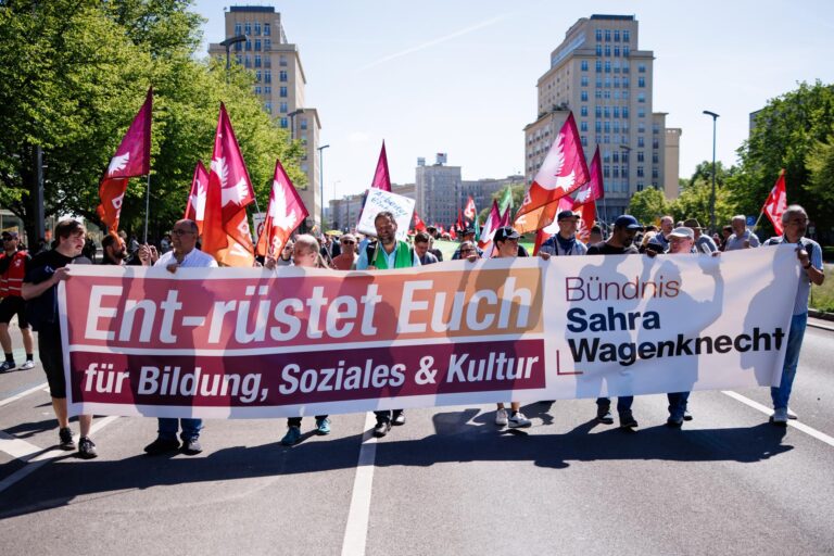 En Europa conmemoran el Día del Trabajador bajo la sombra de los aranceles de Estados Unidos