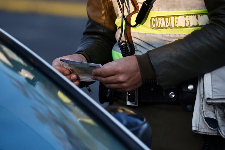 Restricción vehicular 2025: ¿Qué vehículos no pueden circular este viernes 9 de mayo en Santiago?