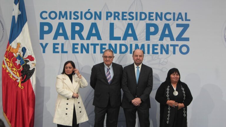 Comisión para la Paz: UDI advierte que no es posible un acuerdo si 