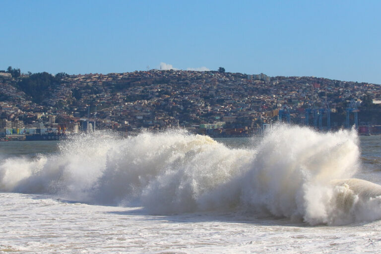 Emiten aviso de marejadas para las costas de Chile: ¿Cuándo ocurrirá el fenómeno?