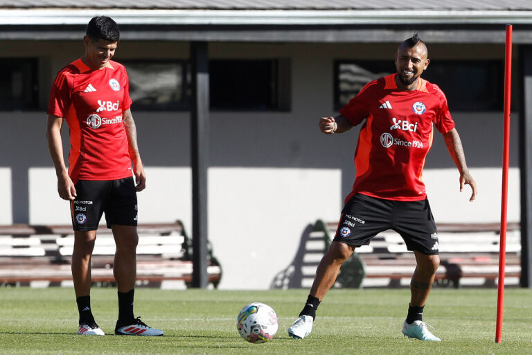 “No todo depende del club”: La explicación de Gareca tras polémica citación de Vidal y Pavez a la Roja