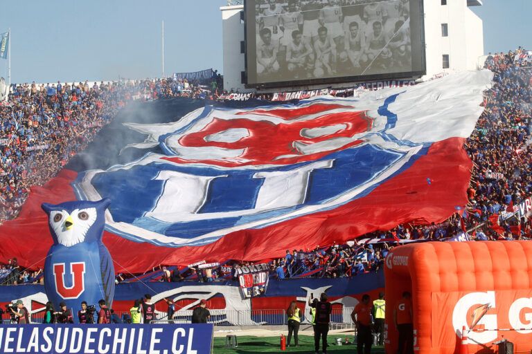 Clásico Universitario: Universidad de Chile logra un agónico triunfo ante la Universidad Católica