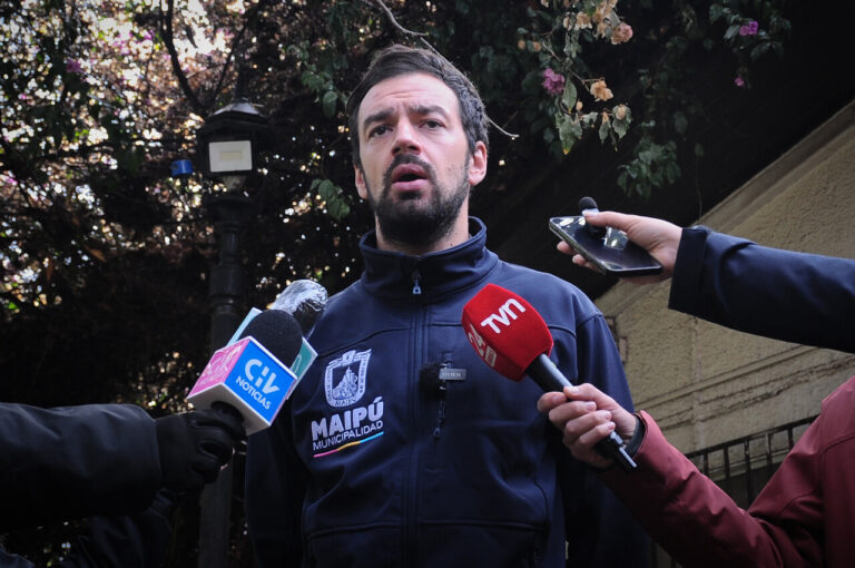 Tras informe por licencias médicas de Contraloría: Vodanovic recuerda caso en Maipú y exige sanciones penales para funcionarios públicos