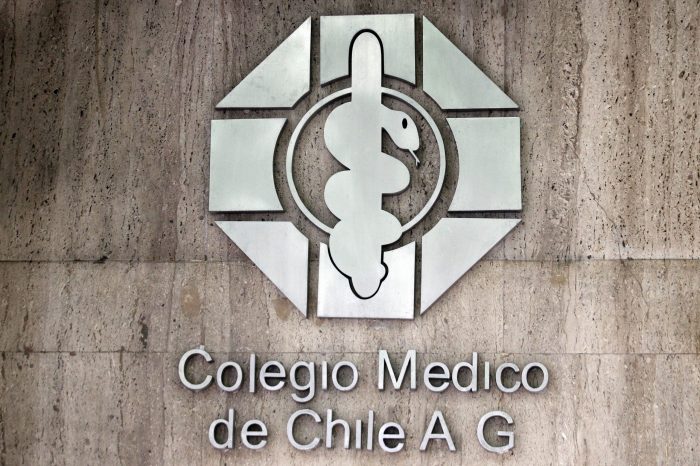 Colmed exige sanciones tras escándalo por abuso de licencias médicas: Proponen acceso a historial médico de pacientes