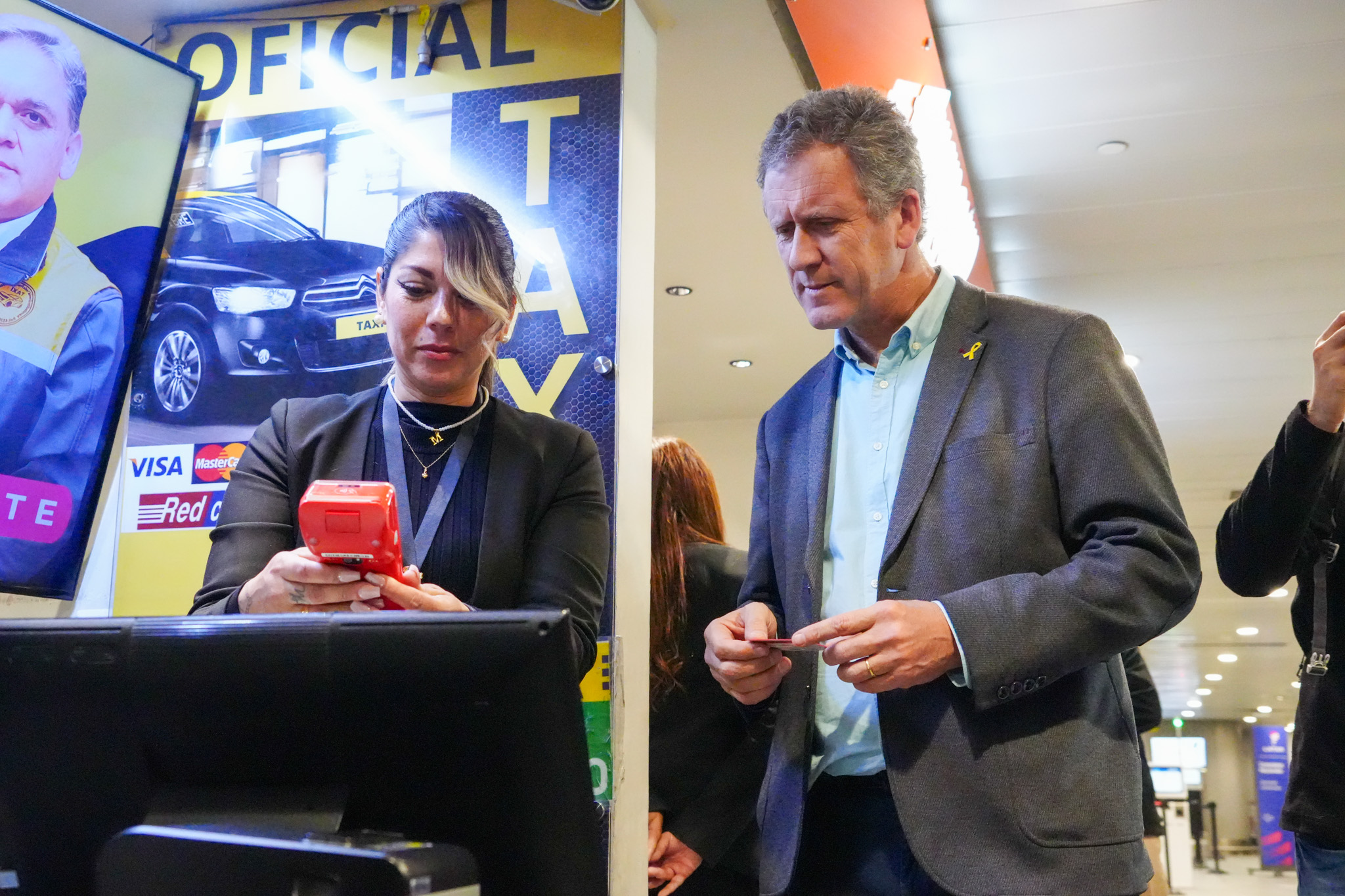 A partir del 12 de junio: Pasajeros que lleguen al Aeropuerto podrán pagar viajes en taxi en forma anticipada/Ministerio de Transportes