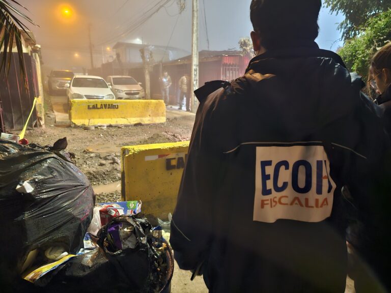 Hombre fue acribillado en plena vía pública de Paine: Recibió al menos 17 disparos