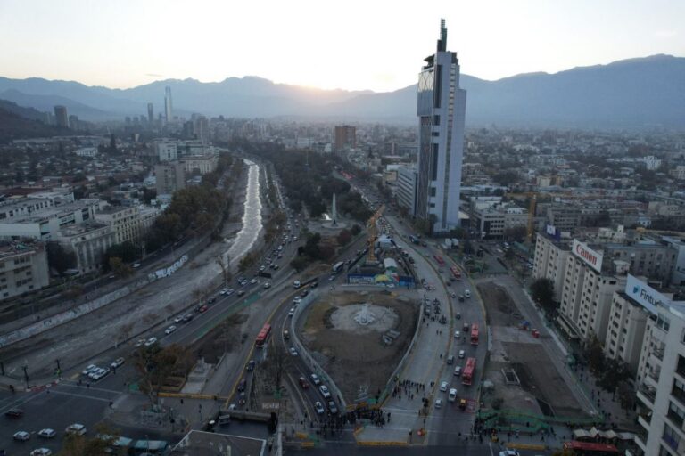 Adiós a la rotonda de Plaza Italia: Hoy se abren las siete pistas del Nudo Baquedano