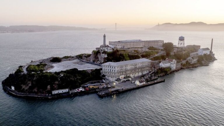 ¿Qué se sabe del plan de Trump para reabrir Alcatraz, la prisión de máxima seguridad?