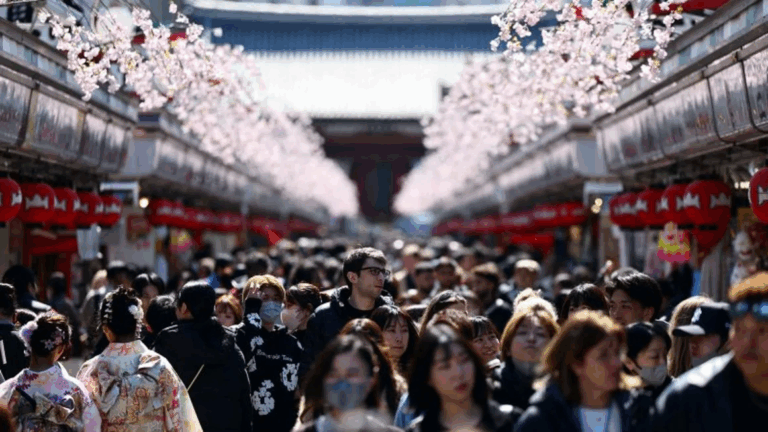 Turistas estarían cancelando sus viajes por manga japonés que advierte sobre una 