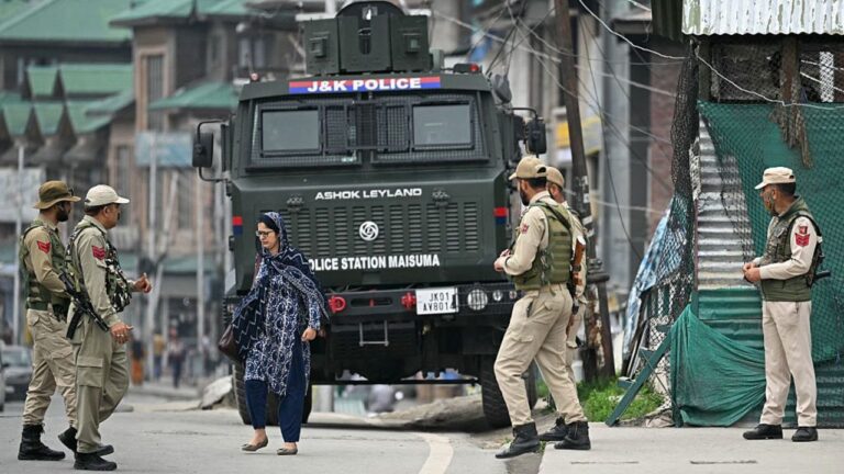 India y Pakistán acuerdan alto al fuego y detendrán acciones militares