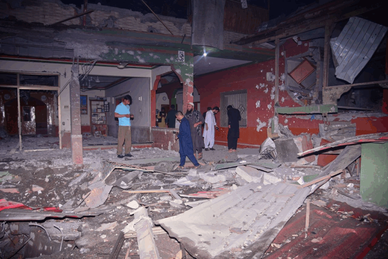 Ocho personas murieron y decenas resultaron heridas en seis zonas de Pakistán tras letal ataque de India