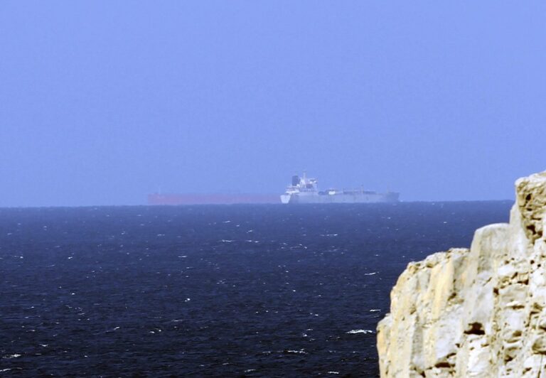 ¿Qué es el estrecho de Ormuz y por qué es tan importante?