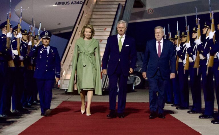 Reyes de Bélgica llegan a Chile para histórica visita: ¿Qué harán los monarcas en el país?