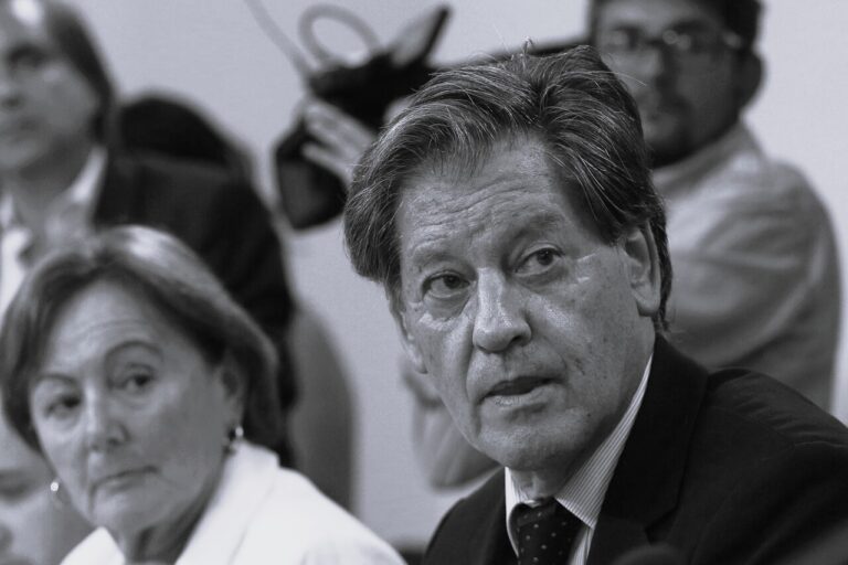 “Eficaz parlamentario”, “buena persona” y más: Mundo político reacciona a la muerte de Pablo Lorenzini