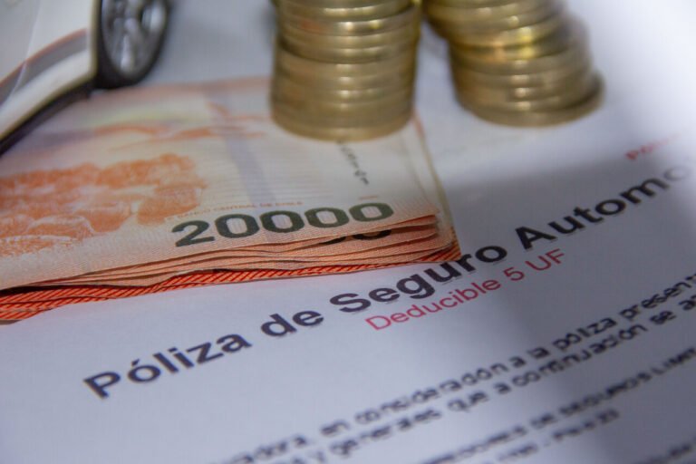 Sernac revela las empresas de seguros automotrices que recibieron más reclamos: ¿Cuáles fueron las principales denuncias?