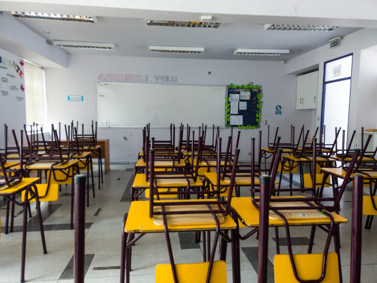 ICPP solicita adelantar vacaciones de invierno escolares por lluvias y frente de mal tiempo previsto para esta semana en la RM