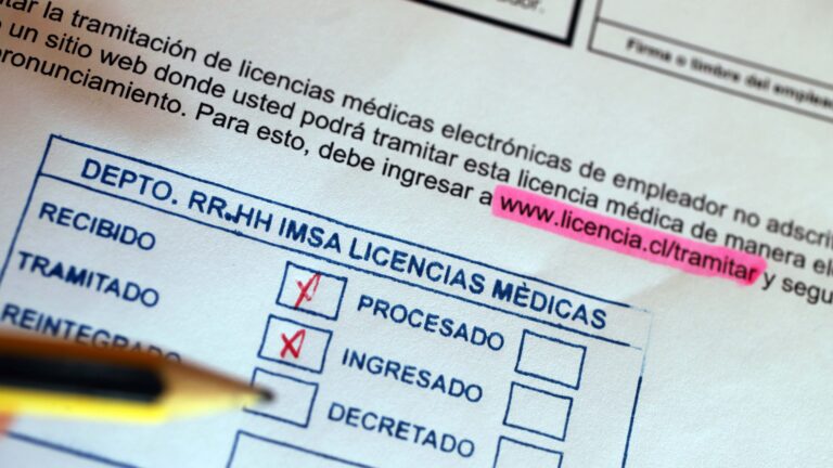 Licencias médicas: ¿Cuál es el costo del fraude y qué medidas podrían implementarse?