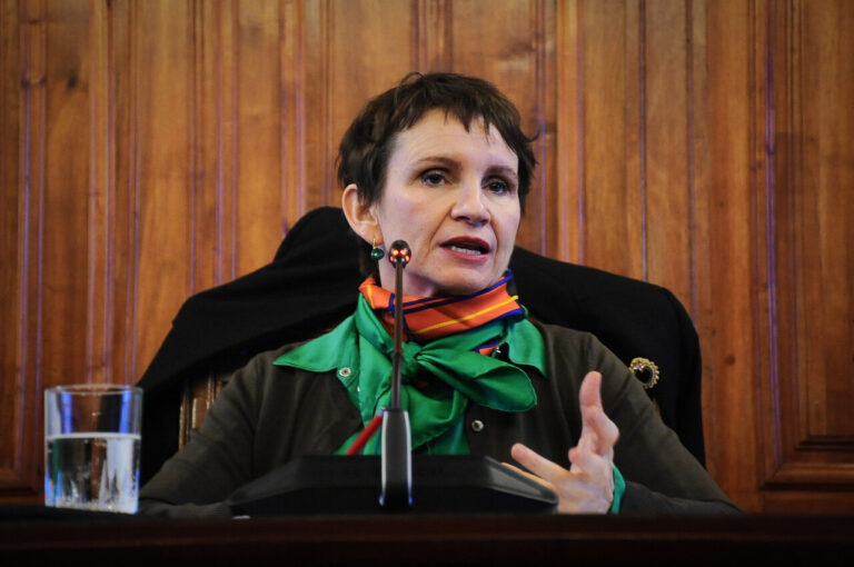 Tohá apunta contra el gobierno de Piñera por crisis en seguridad: 