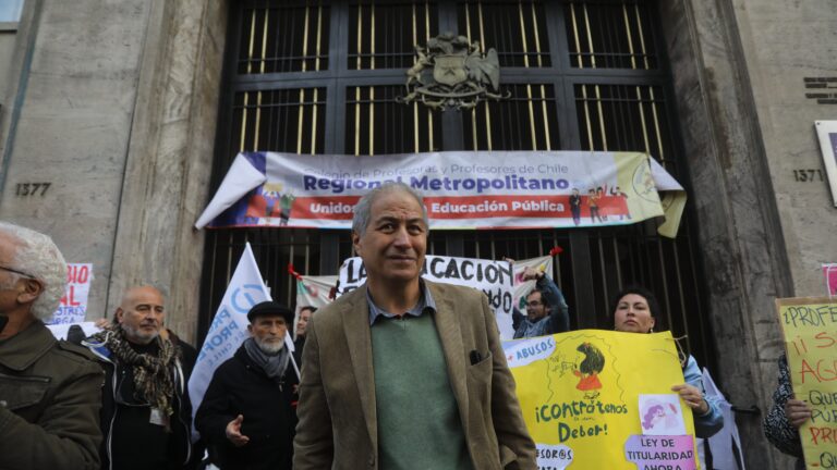 Por dictamen de Contraloría: Colegio de Profesores rechaza recuperación de clases donde hubo descuentos tras el paro de junio