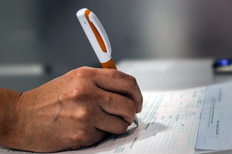 Nuevo certificado verifica historial laboral, antecedentes y hasta registro de licencias médicas