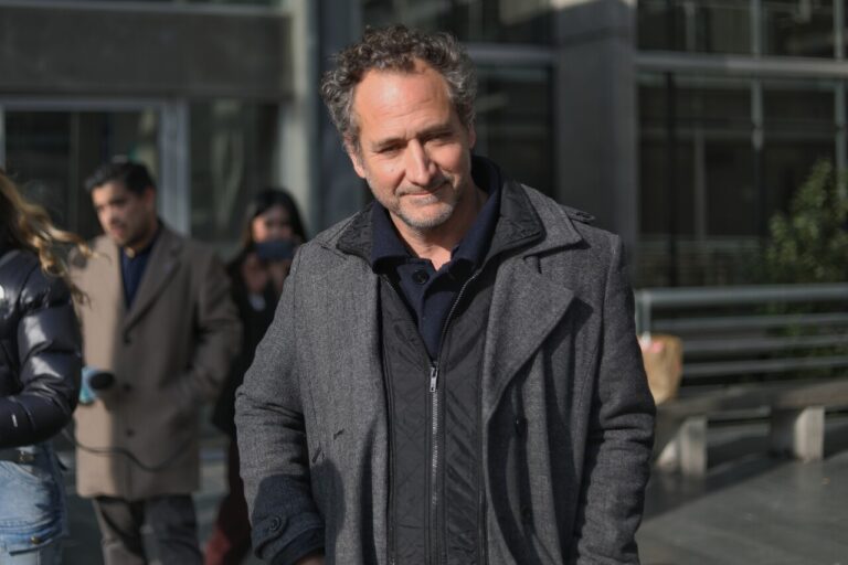 Juan Pablo Sáez fue formalizado por VIF: Quedó con prohibición de acercarse y comunicarse con su exesposa