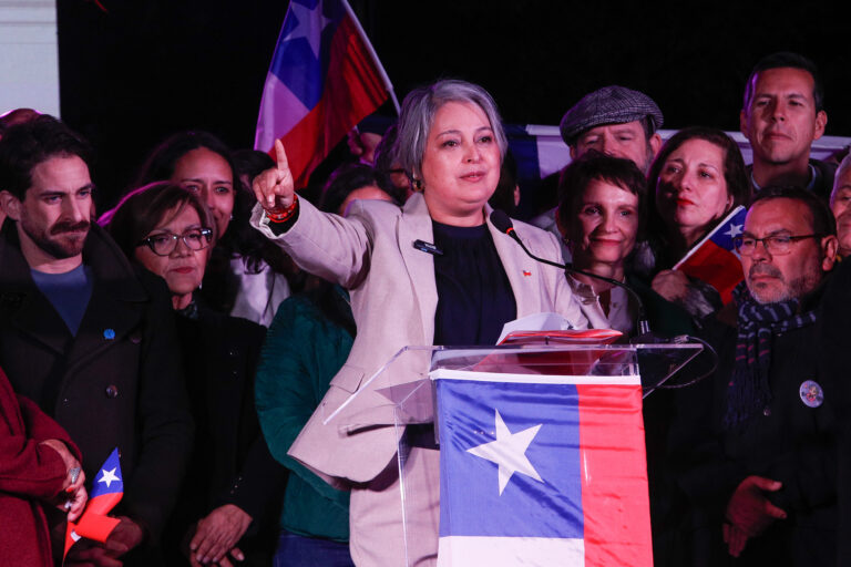 “No se ajusta a la realidad”: Jara dice que es “matemáticamente imposible” una segunda vuelta con dos cartas de derecha