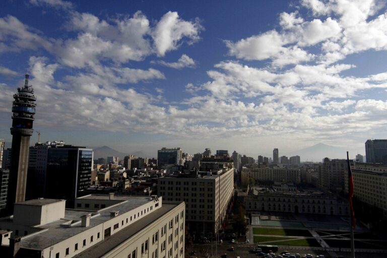 Mapa de calidad del aire en Santiago este martes: Estas son las zonas más contaminadas