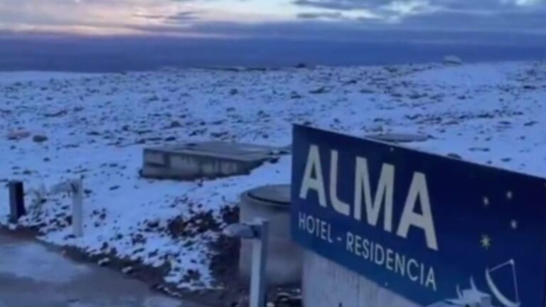 ¡El desierto más árido del mundo amaneció nevado!: Observatorio ALMA comparte registro desde la Región de Atacama