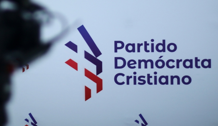 La DC se desmarca de primarias oficialistas, pero advierte sobre avance de la derecha: “No nos da lo mismo quién gane”