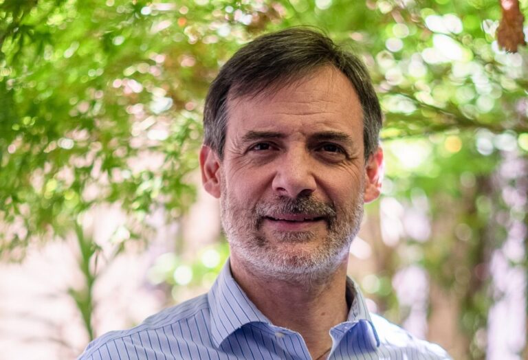 Compañía de Jesús nombra a Juan Beytía como la nueva máxima autoridad jesuita en Chile