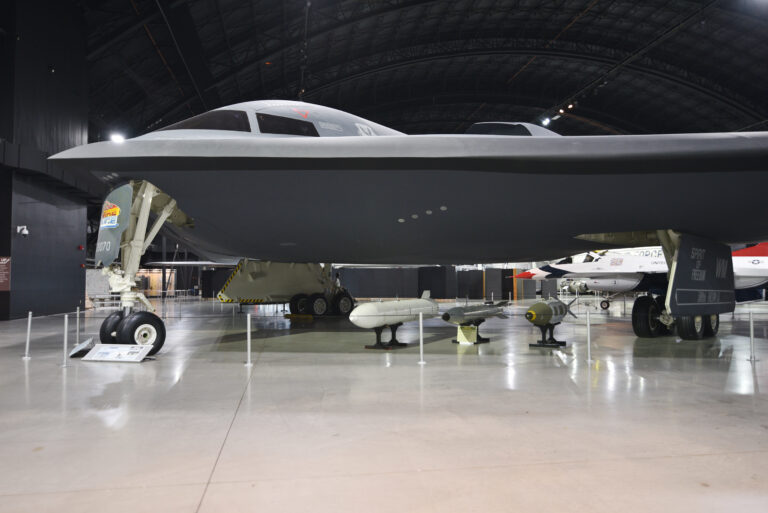 El día en que el avión B-2, utilizado por Estados Unidos para atacar Irán, estuvo en Chile