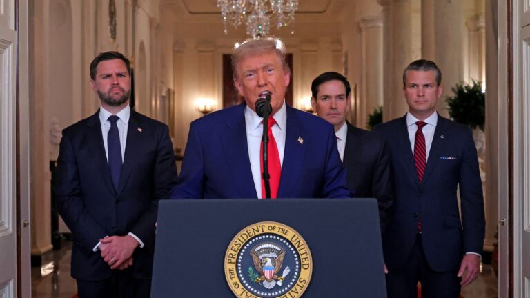 Trump asegura que EE.UU. no busca un cambio de régimen en Irán tras alto al fuego