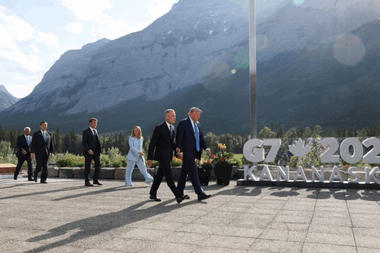 Embajador de Israel asegura que EE.UU. es el único país con una bomba que podría alcanzar la base nuclear secreta de Irán