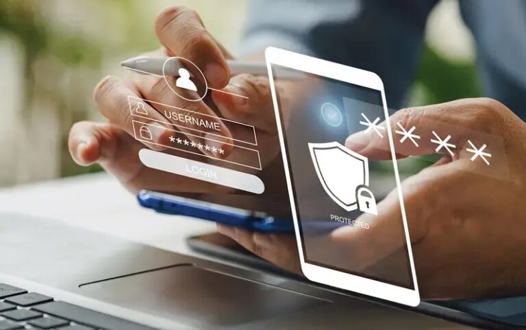 Columna de Mario Saavedra: Tu cara ya no es tu password (y otras verdades incómodas sobre las apps falsas de bancos)