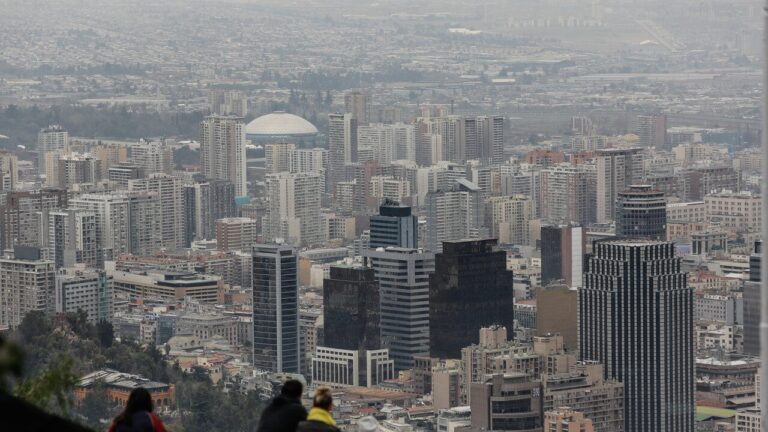 Mala calidad del aire: Decretan preemergencia ambiental para este jueves 3 de julio en la Región Metropolitana