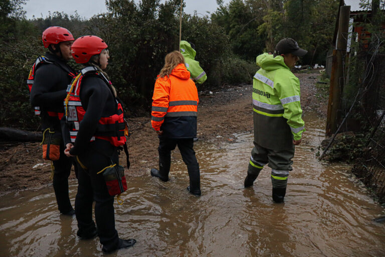 Alerta Roja por desborde de río Andalien en Concepción: Ordenan evacuación de dos sectores en la comuna