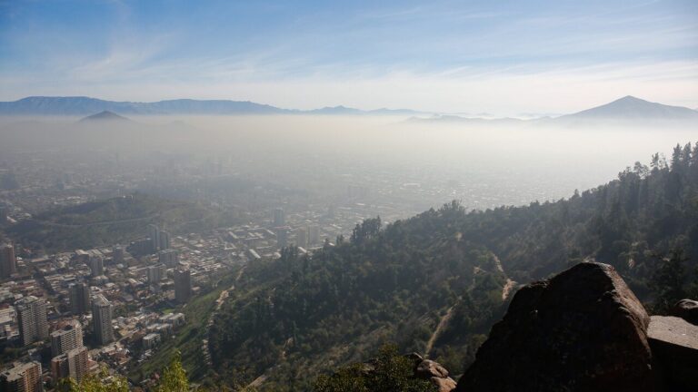 Alerta ambiental preventiva para este domingo 27 de julio en la Región Metropolitana: ¿Cuáles son las restricciones?